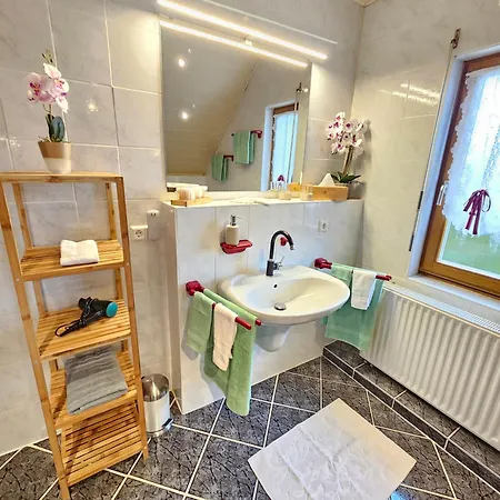 Haus Herdi-schoen 公寓 *